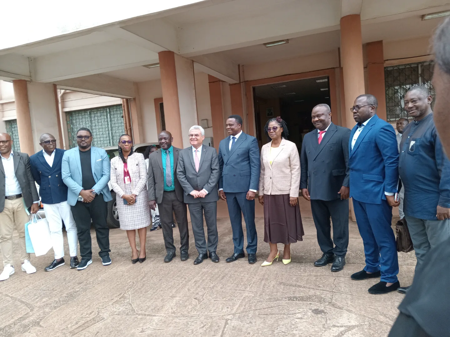 Eau sûre pour tous : CAMWATER et le Centre Pasteur passent à la vitesse supérieure
