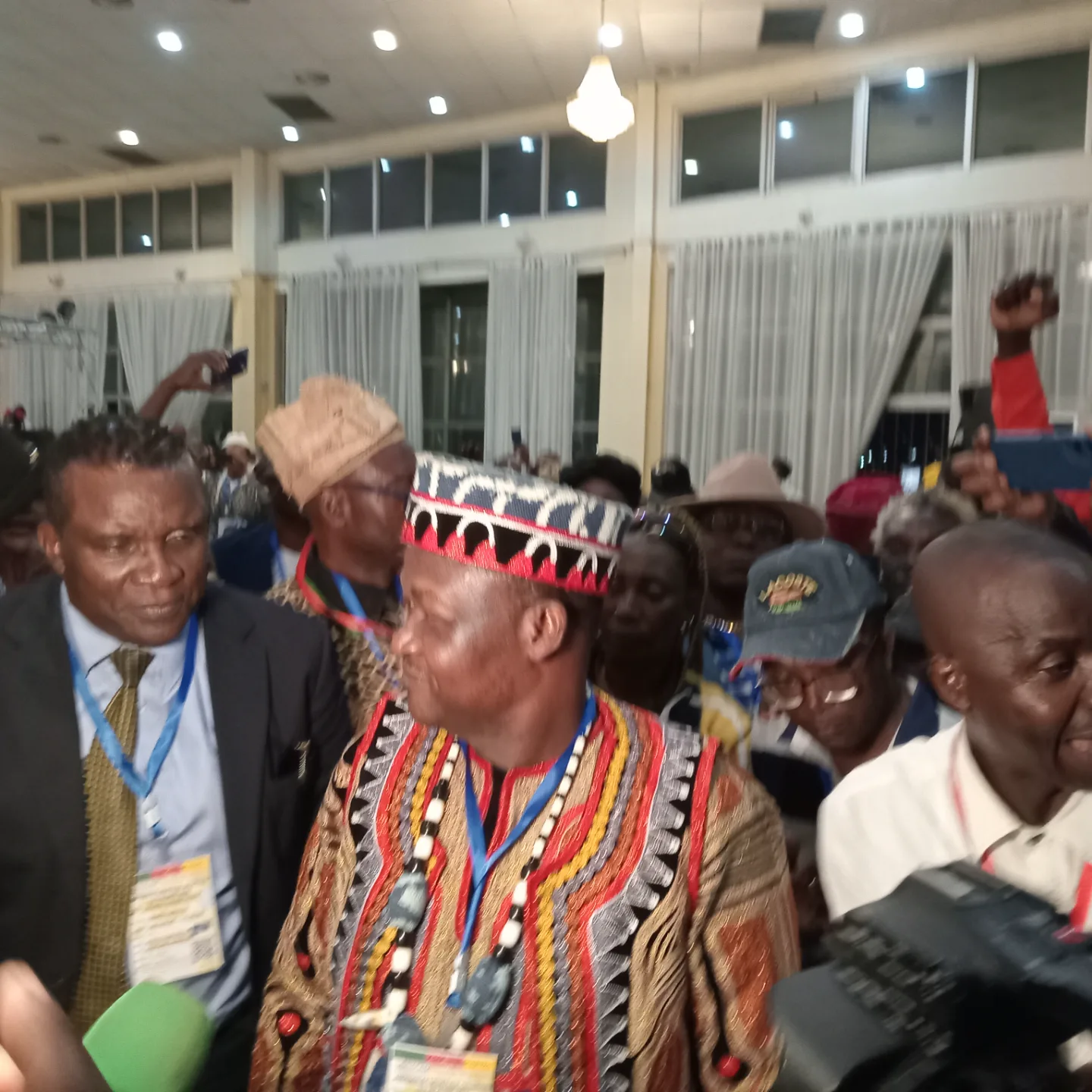 De Buéa à Yaoundé : L'union sacrée des artistes autour d'Ate Bazor