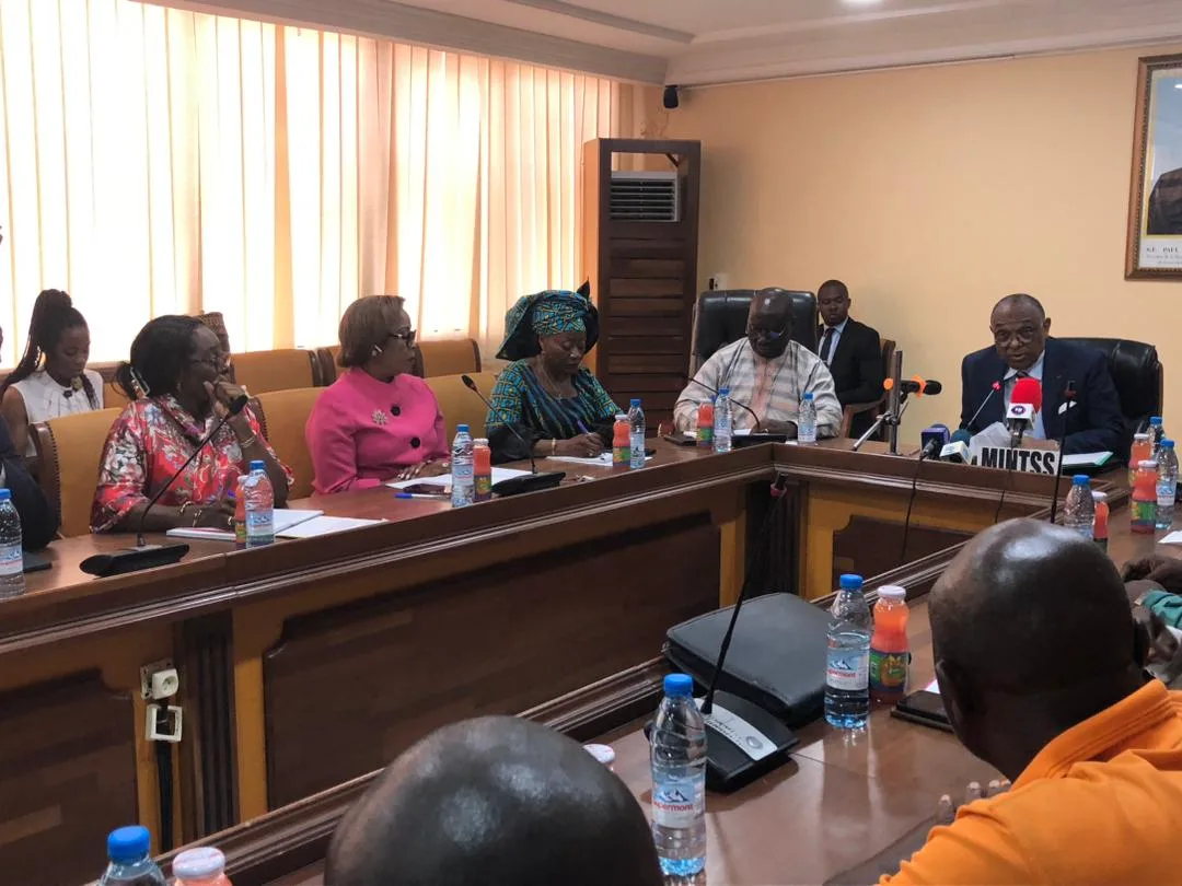 Cameroun : le ministère du Travail désamorce de justesse une grève générale dans les transports