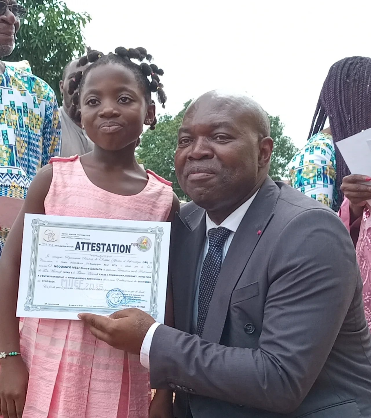 Cameroun / MIJEF 2035 : Cent nouveaux diplômés en TIC et IA célébrés au Groupe Scolaire Saint-Mathieu