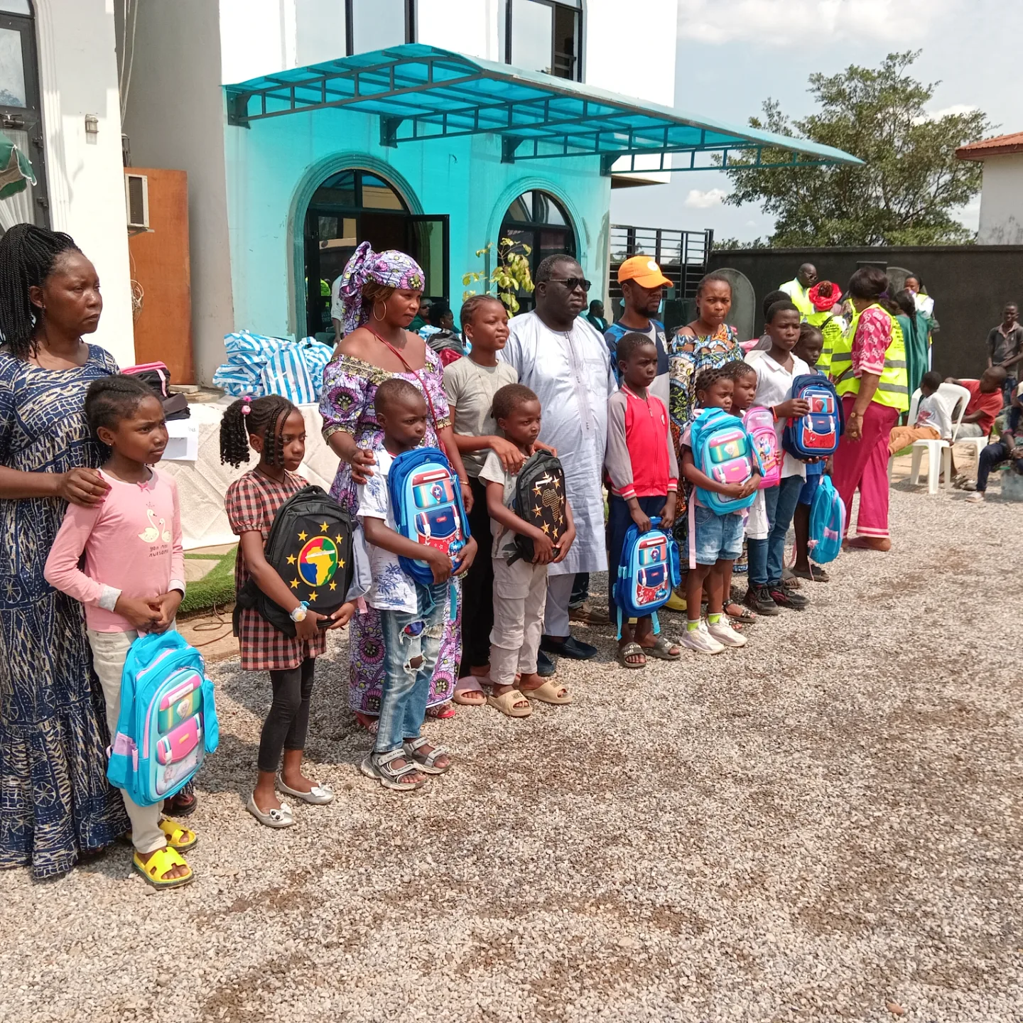 Yaoundé 2e : Élans de solidarité pour une rentrée scolaire réussie